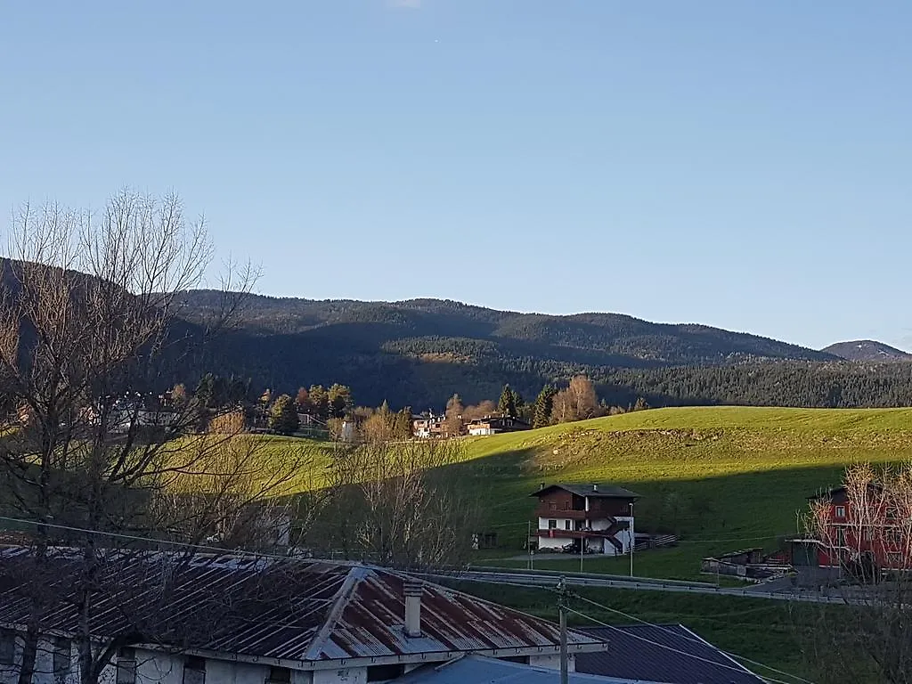Farm stay Agriturismo Gruuntaal Hotel Asiago Italy
